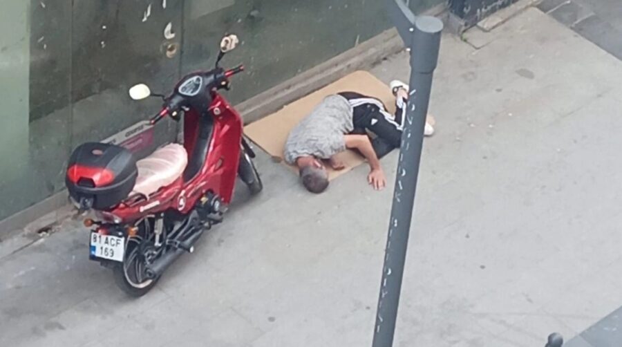 Komaya girerek fenalaştı…