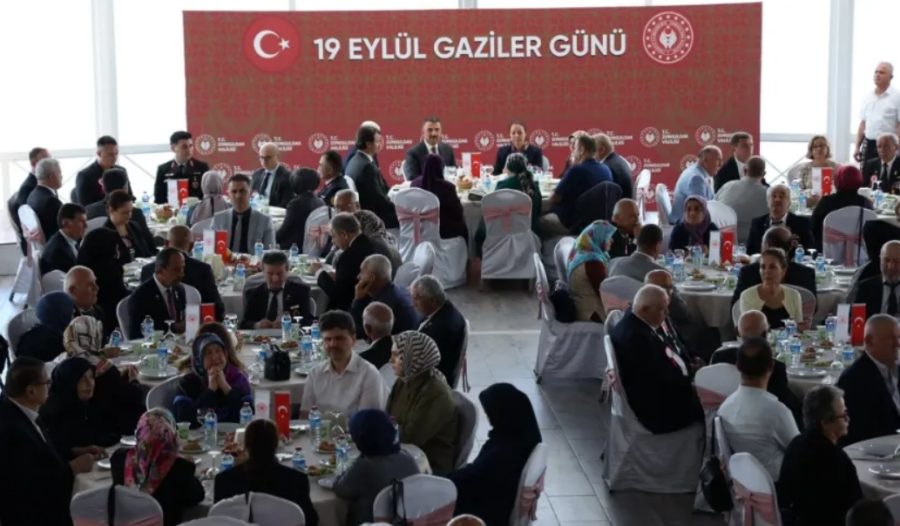 Millet olarak sizlere minnettarız…