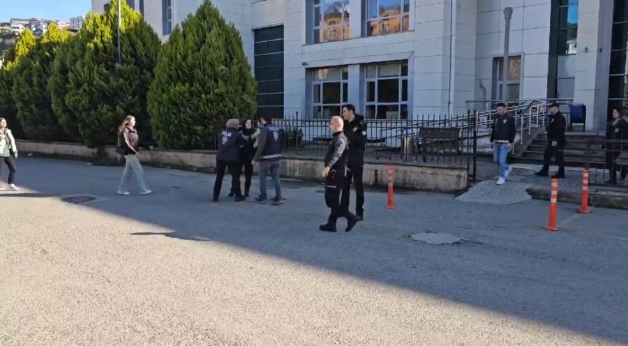 Adliye’de gerginlik yaşandı…