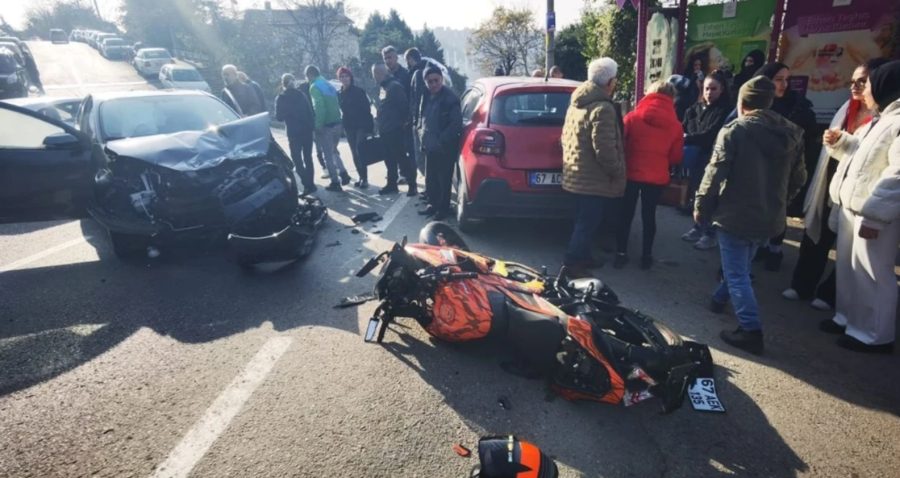 Fener’de kaza, sürücü yaralandı…