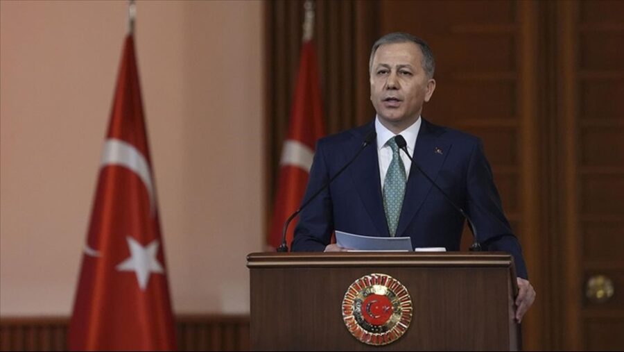 Gençleri kendi siyasi emellerinize kalkan yapmayın…