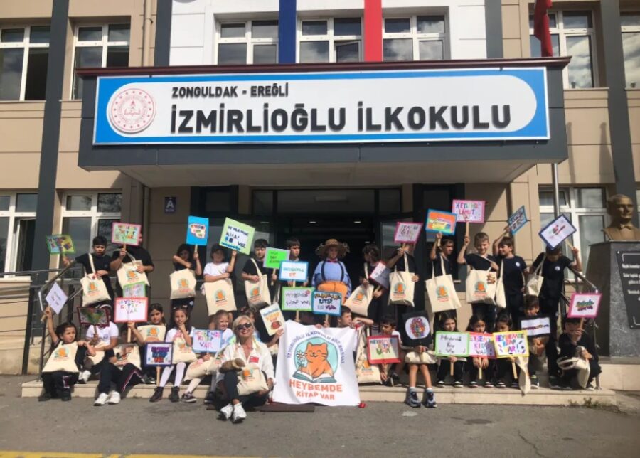 Heybemde Kitap Var…