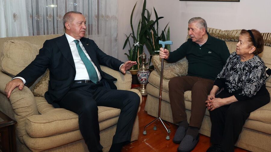 Köksal Toptan’ı ziyaret etti…