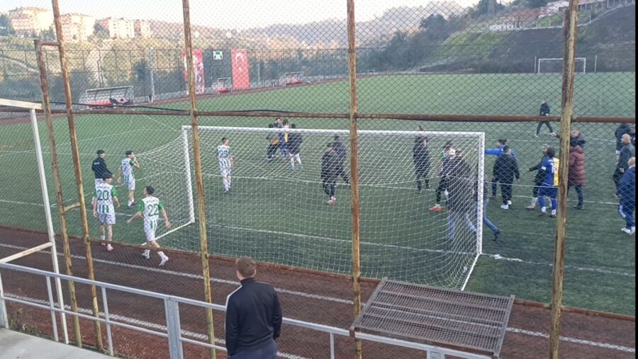 Maç sonunda ortalık karıştı…