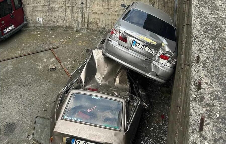 Duran aracın üzerine düştü…