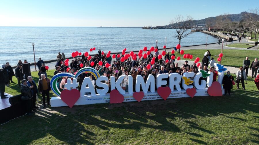 Mutlu şehir, birbirini seven insanların şehridir…