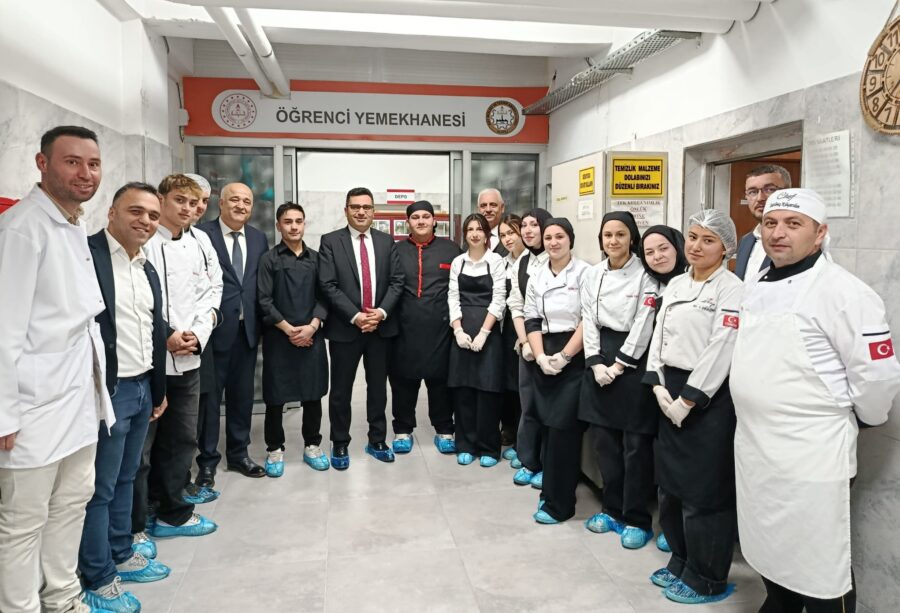 10 Bin Kapasiteli Mutfak Hizmete Açıldı…