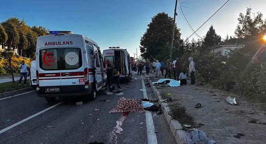 Akçakoca-Alaplı Yolunda Feci Kaza…