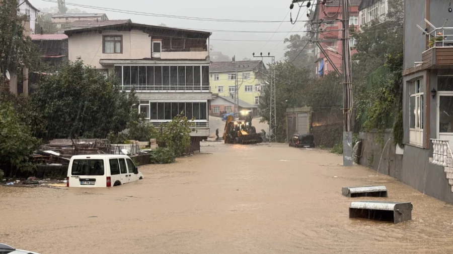 Yağış Ereğli’yi Fena Vurdu…